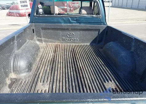 1995 Toyota Tacoma from USA, damaged, VIN 4TAUN61C7SZ060110